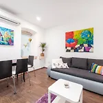 Aparment Lila アパート *